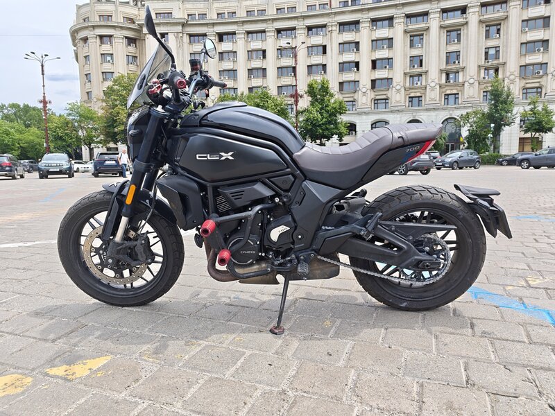 Se vinde CF Moto 700 CLX Heritage 2023