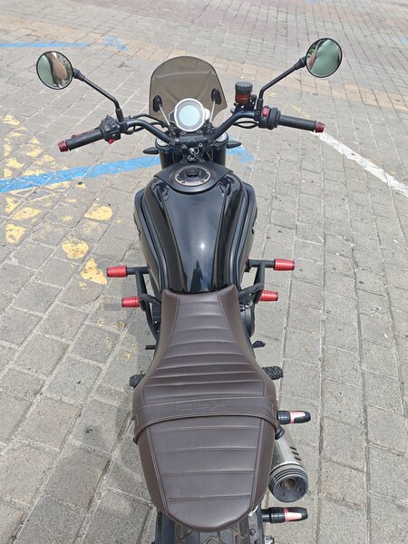 Se vinde CF Moto 700 CLX Heritage 2023